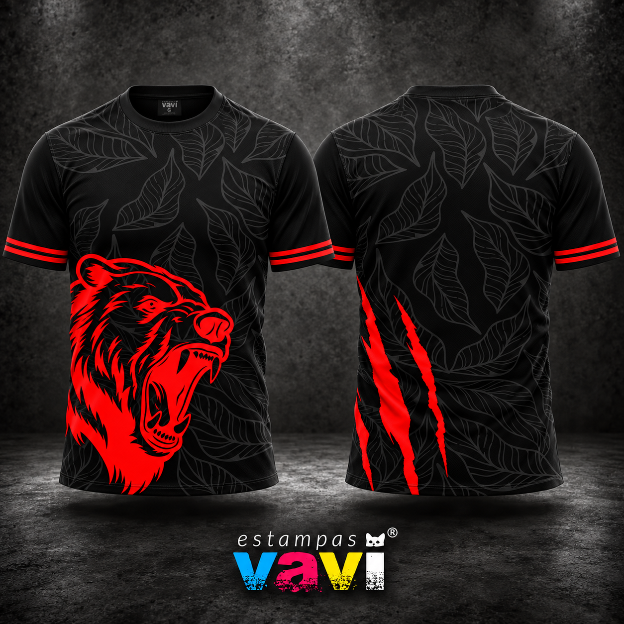 Urso Vermelho com Folhagens Cinza e Garras