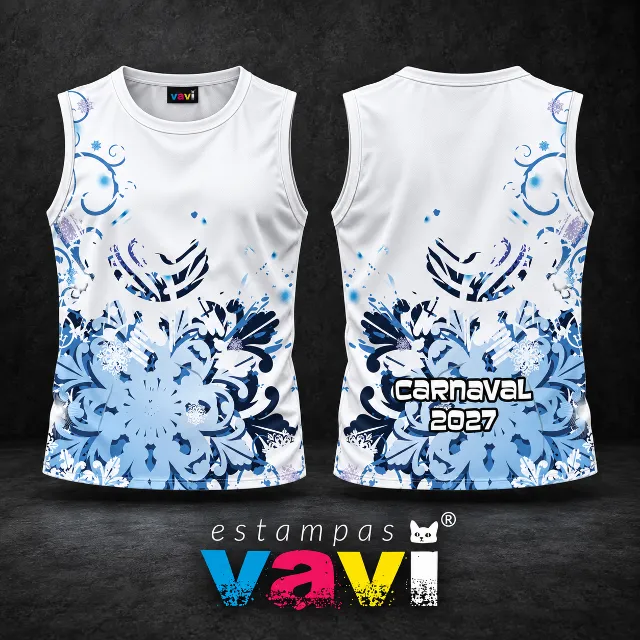 Floral Azul e Branco com Arabescos Delicados