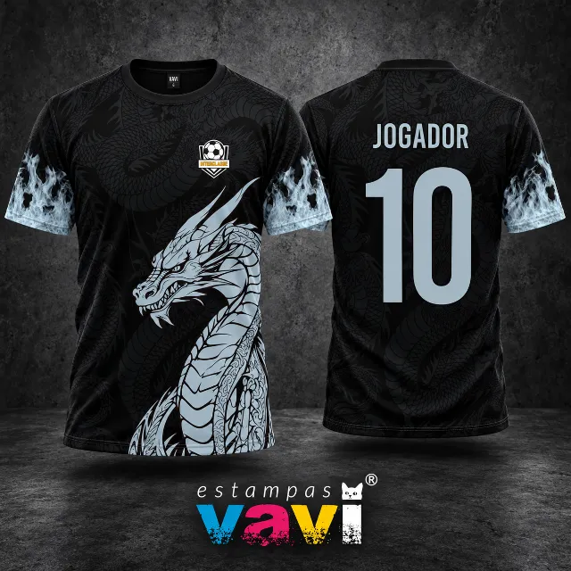 Dragão Prateado com Chamas Claras nas Mangas